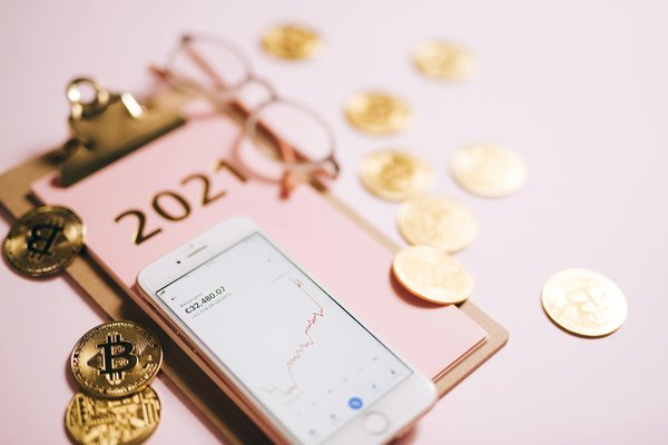 Carte bancaire pour adolescent : comment elle fonctionne ?