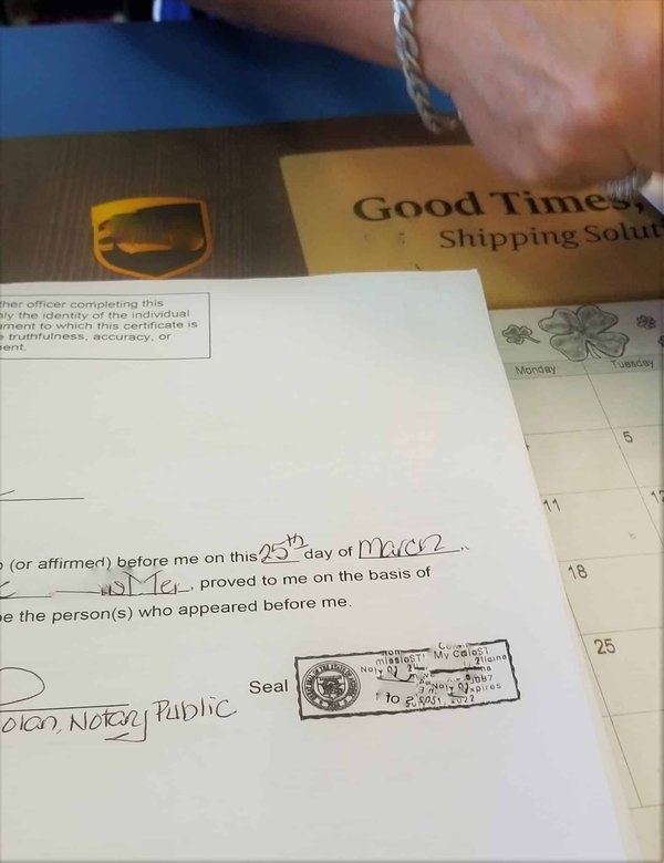 Un notaire à Saint-Cyr-sur-Mer peut-il authentifier un acte ?